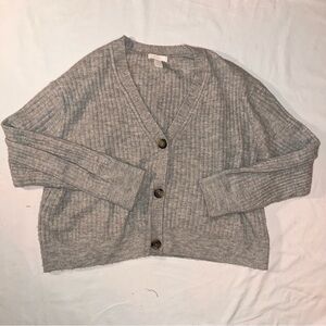 H&M sz XXL Cropped Gray Cardigan